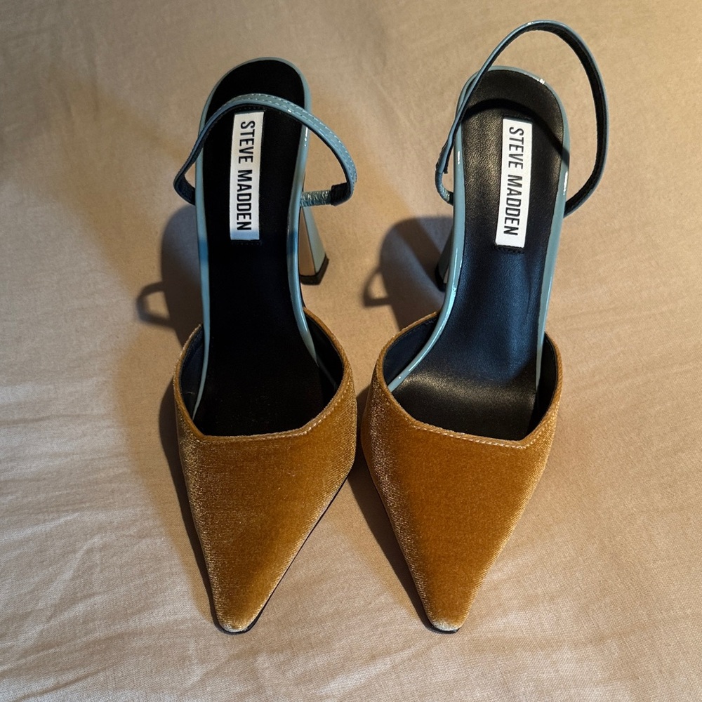 Steve Madden Gold Velvet Women's Heels